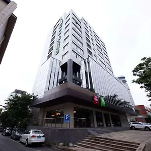 酒店 宜必思尚品酒店